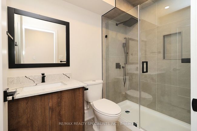1046 Roosevelt Rd, House attached with 5 bedrooms, 6 bathrooms and 2 parking in Mississauga ON | Image 26