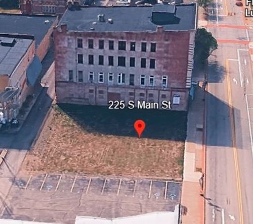225 S Main St, Greensburg, PA, 15601-3109 | Card Image