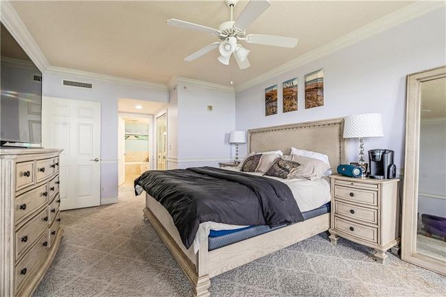 APT-402 - 3702 N Highway A1a, Condo with 3 bedrooms, 3 bathrooms and null parking in Hutchinson Island FL | Image 19