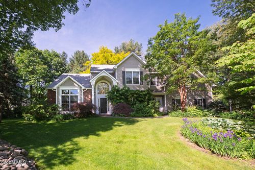22 E Claremont Dr, Voorheesville, NY, 12186-9104 | Card Image