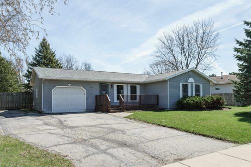 918 Rainbow Dr, Milton, WI, 53563-1663 | Card Image