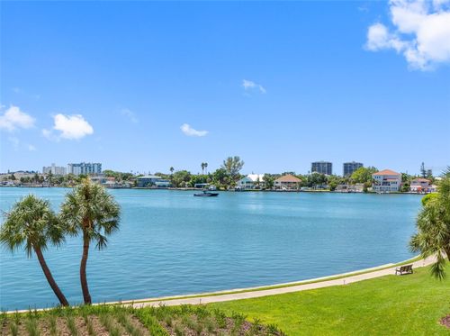 201-7912 Sailboat Key Blvd S, SOUTH PASADENA, FL, 33707-6391 | Card Image