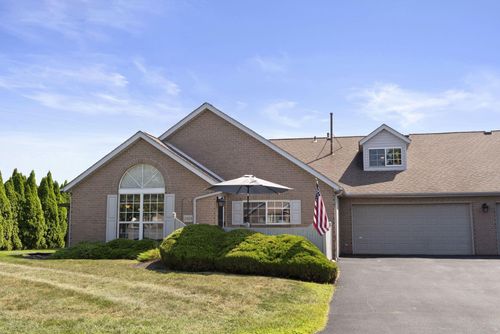 2484 Meadow Glen Ln, Hilliard, OH, 43026-7167 | Card Image