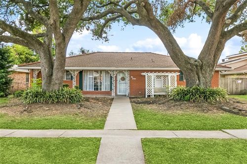 616 Fos Ave, Harvey, LA, 70058-2718 | Card Image
