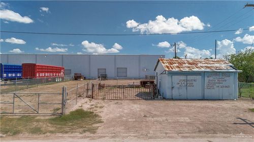 214 E Clark Ave, Pharr, TX, 78577-3942 | Card Image