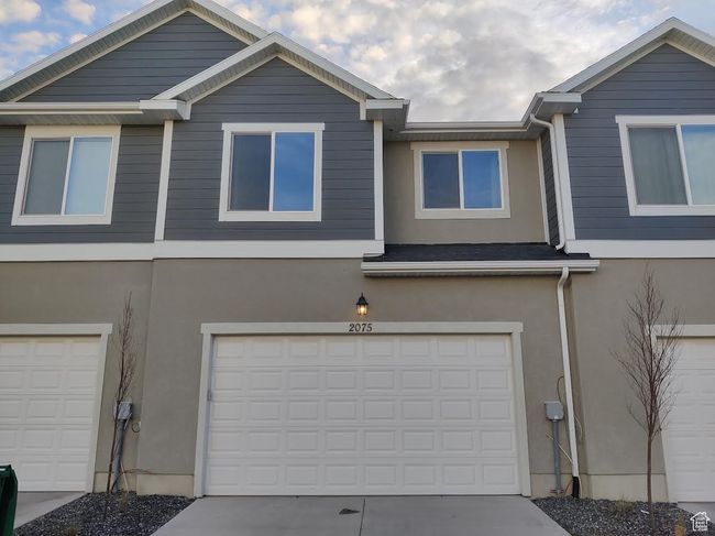 2 car garage | Image 4
