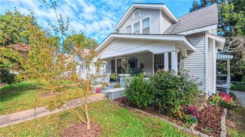 2055 W Academy St, Winston-Salem, NC, 27103-3780 | Card Image