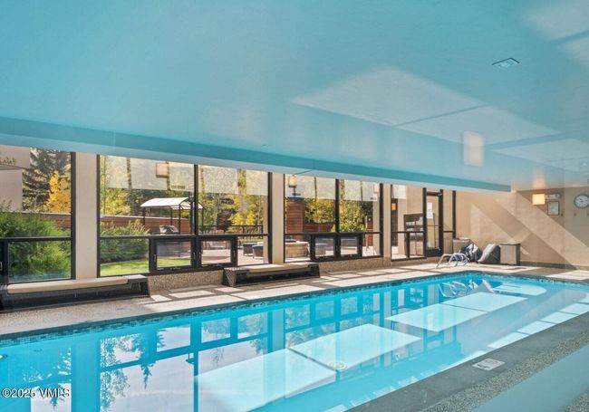 302 - 710 W Lionshead Cir, Condo with 3 bedrooms, 3 bathrooms and null parking in Vail CO | Image 14
