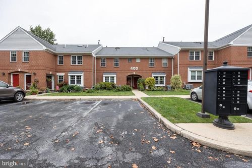 apt-402-750 E Marshall St, WEST CHESTER, PA, 19380-4424 | Card Image