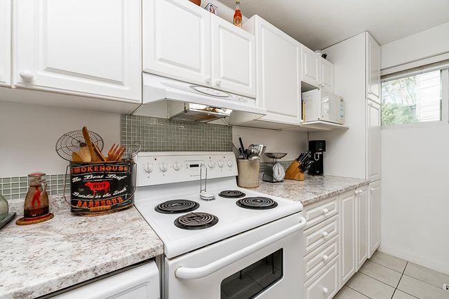 2761 Ellerslie Avenue, Townhouse with 3 bedrooms, 1 bathrooms and 1 parking in Burnaby BC | Image 8