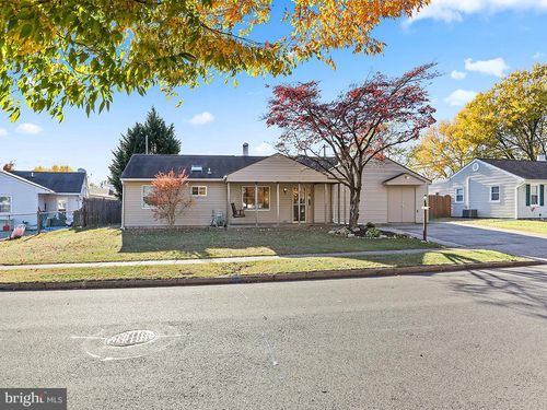 1020 Hilary Ave, CROYDON, PA, 19021-5556 | Card Image