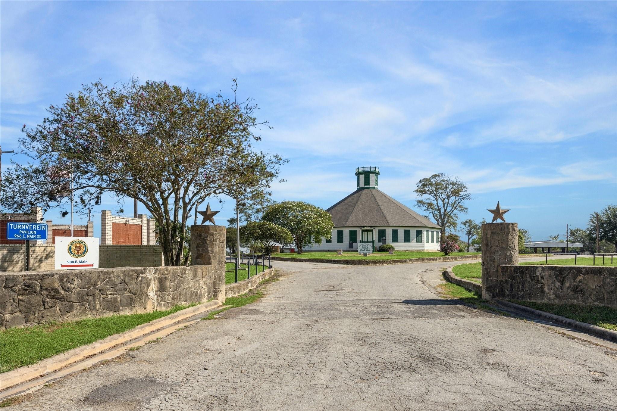 Land in Bellville 4