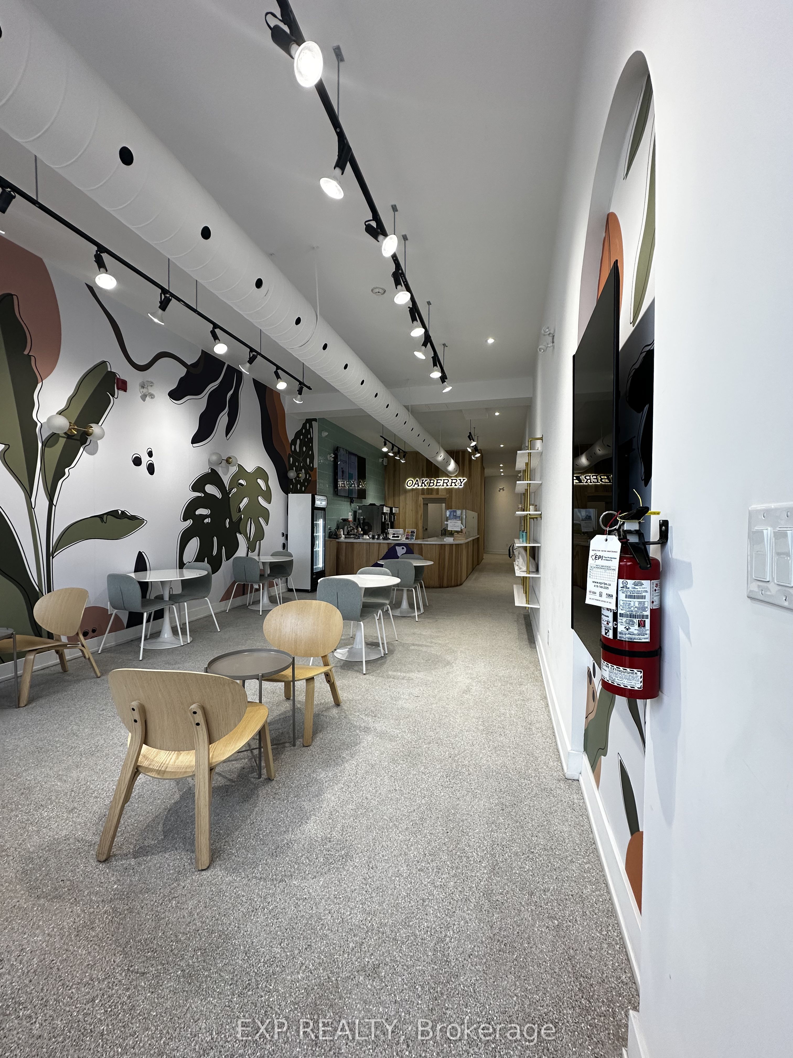 Commercial Sale in Oakville 4