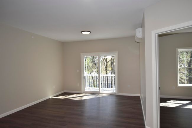 301 - 217 Rockingham Rd, Condo with 2 bedrooms, 2 bathrooms and null parking in Londonderry NH | Image 5
