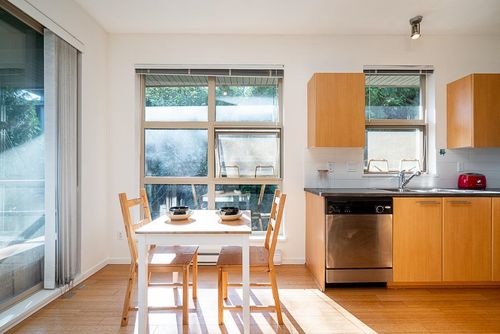516-9319 University Cres, Burnaby, BC, V5A4Y5 | Card Image