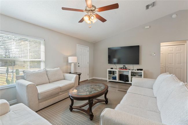 4947 Sw 166 Th Loop, House other with 3 bedrooms, 2 bathrooms and null parking in Ocala FL | Image 12