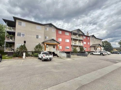 309-109 Seabolt Drive, Hinton, AB, T7V1K2 | Card Image