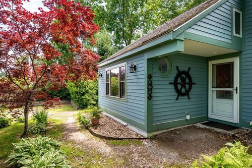 25 Bonair Avenue, Hampton, NH, 03842 | Card Image