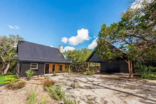 110 Windy Ridge Ln, Wimberley, TX, 78676-4636 | Card Image