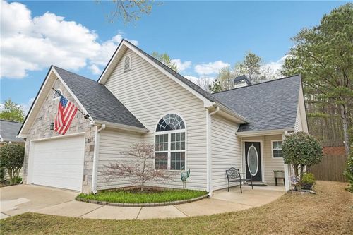 35 Belltree Cir, Newnan, GA, 30265-5678 | Card Image