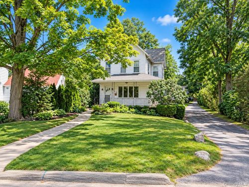 38 Stewart Place, Eastchester, NY, 10709 | Card Image