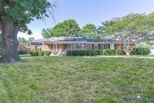 8403 Kaye Dr, Mechanicsville, VA, 23116-2444 | Card Image