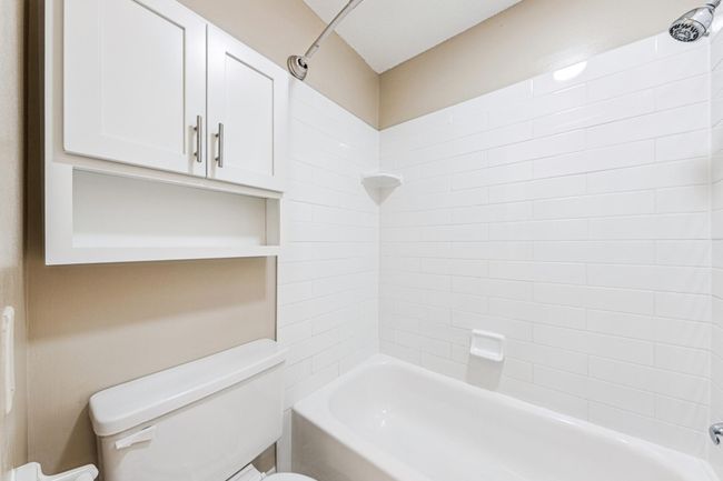 20_20_interior.jpg | Image 20