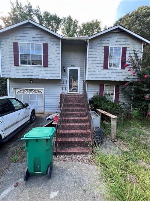 5568 Bradley Cir, Lithonia, GA, 30038-1168 | Card Image