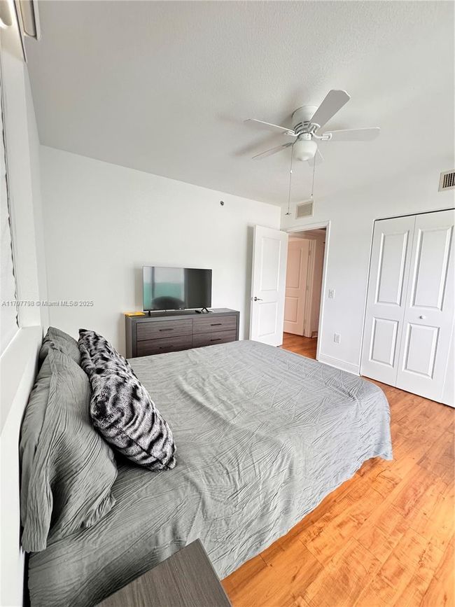 APT-508S - 2681 N Flamingo Rd, Condo with 3 bedrooms, 3 bathrooms and null parking in Sunrise FL | Image 27