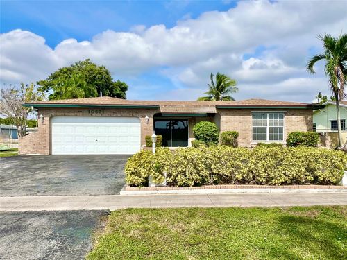 10571 Sunset Strip, Sunrise, FL, 33322-2615 | Card Image