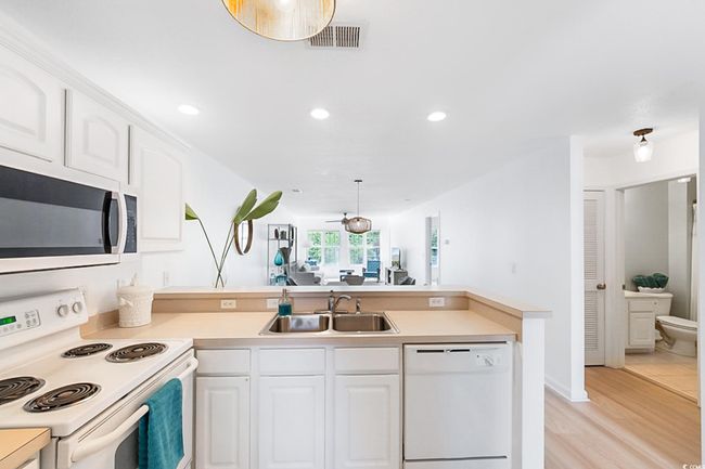 UNIT-1023 - 245 Egret Run Ln, Condo with 2 bedrooms, 2 bathrooms and null parking in Pawleys Island SC | Image 6