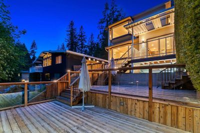 3998 Phyllis Rd, House other with 5 bedrooms, 3 bathrooms and 4 parking in North Vancouver BC | Image 1