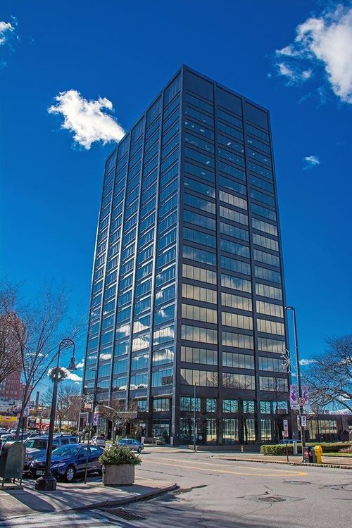 210-1000 Elm St, Manchester, NH, 03101 | Card Image