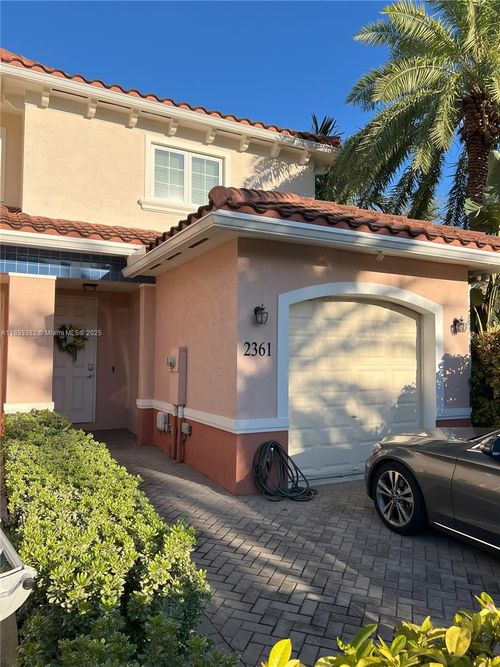 2361 Se 5th St, Pompano Beach, FL, 33062-6007 | Card Image