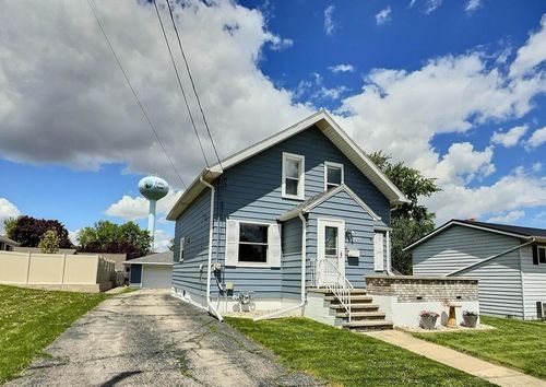 410 Pierce Avenue, LITTLE CHUTE, WI, 54140 | Card Image