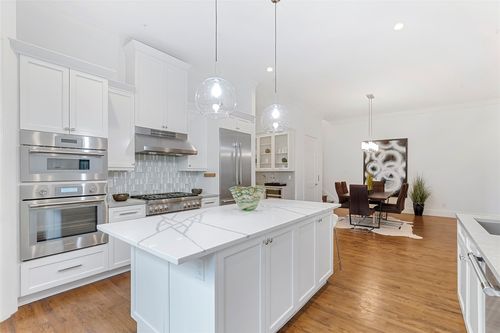 unit-104-2804 Thomas Ave, Dallas, TX, 75204-3856 | Card Image