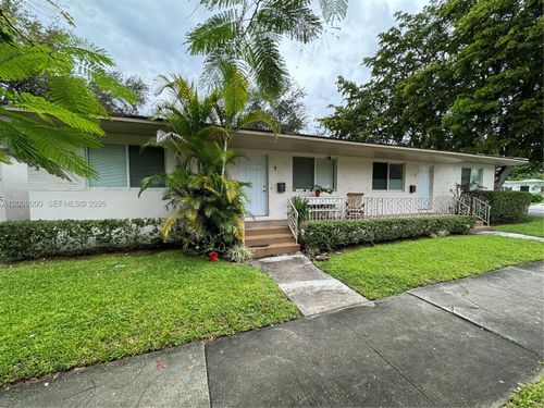 4 Ne 47th St, Miami, FL, 33137-3108 | Card Image