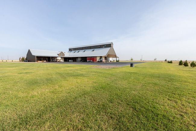1635 County Road 135, House other with 5 bedrooms, 3 bathrooms and null parking in Hale Center TX | Image 6