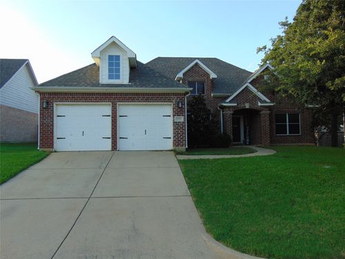 533 Mattie Ln, Lake Dallas, TX, 75065-3905 | Card Image