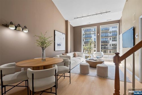 26 Ave At Port Imperial, West New York, NJ, 07093-8388 | Card Image