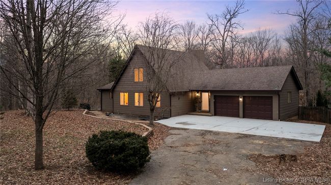 4500 Lake Forest Dr, Home with 4 bedrooms, 3 bathrooms and null parking in Charlestown IN | Image 4