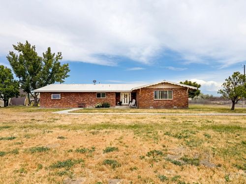 394 Chester Rd, Ontario, OR, 97914-8450 | Card Image