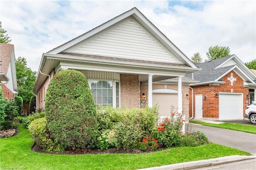 24 Beechlawn Blvd, Guelph, ON, N1G4X7 | Card Image