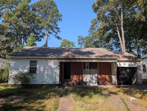 2812 Edgewood Dr, Pine Bluff, AR, 71603-4748 | Card Image