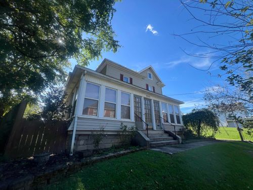 1309 W Virginia Ave, Clarksburg, WV, 26301-1954 | Card Image