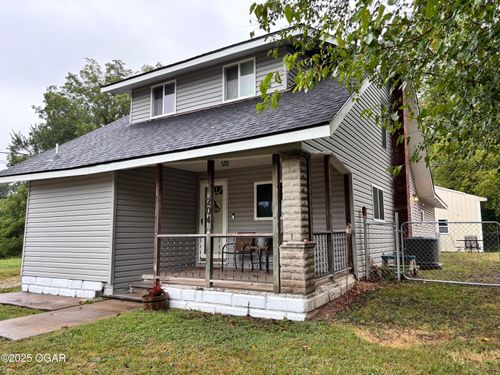 204 S 2nd St, Sarcoxie, MO, 64862-7904 | Card Image