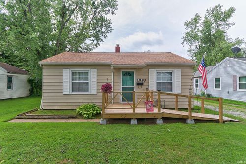 1913 Waggoner Ave, Evansville, IN, 47714-3636 | Card Image