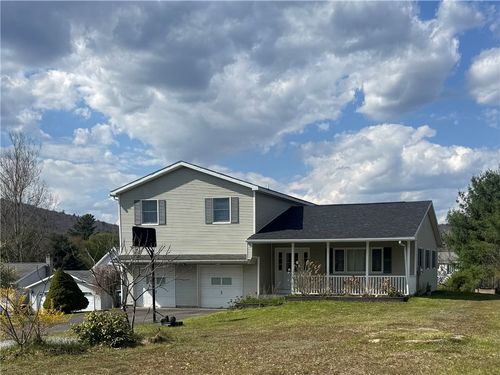112 Central Dr, Oneonta, NY, 13820-3628 | Card Image