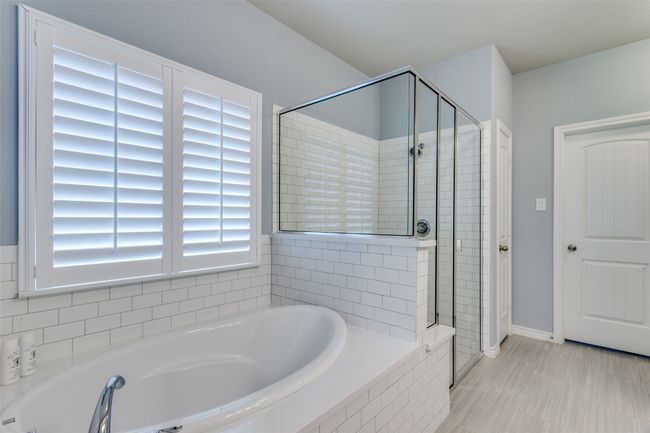 9724 Mountain Laurel Trl, House other with 4 bedrooms, 4 bathrooms and null parking in Crowley TX | Image 16