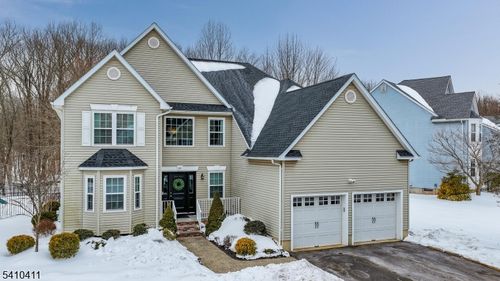 49 Clydesdale Rd, Scotch Plains, NJ, 07076-2421 | Card Image